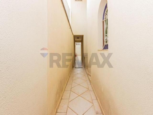 Sobrado para venda em Osvaldo Cruz de 180.00m² com 4 Quartos, 1 Suite e 3 Garagens