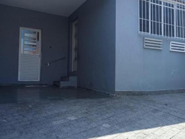 Sobrado para Venda em Mogi das Cruzes, Vila Lavínia, 4 dormitórios, 1 suíte, 2 banheiros, 2 vagas