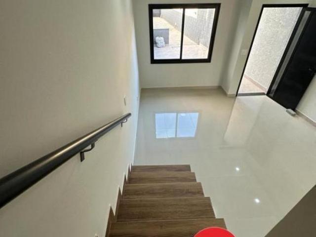 Sobrado para Venda em Mogi das Cruzes, Vila São Sebastião, 2 dormitórios, 2 suítes, 3 banheiros, 3 v