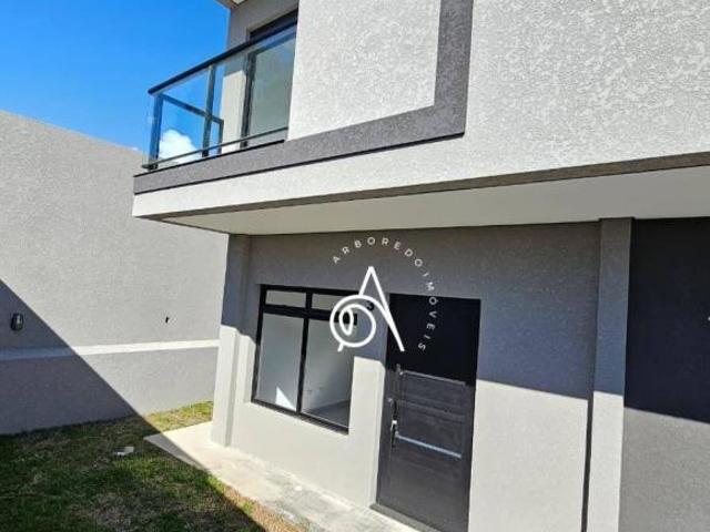 Sobrado para venda em Novo Mundo de 140.00m² com 3 Quartos, 3 Suites e 2 Garagens