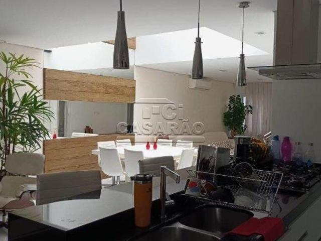 Sobrado para Venda em São Caetano do Sul, Olímpico, 4 dormitórios, 4 suítes, 5 banheiros, 8 vagas