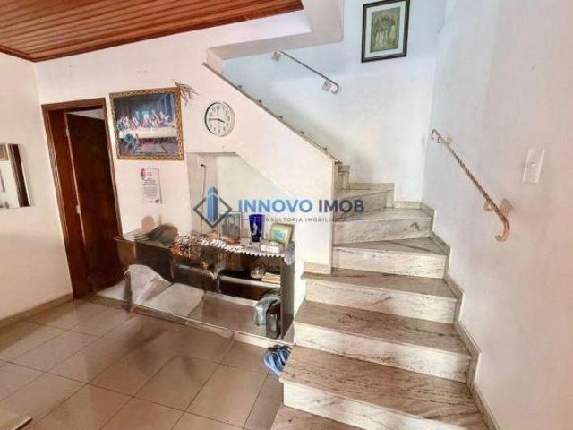 Sobrado para Venda em Santos / SP no bairro Aparecida