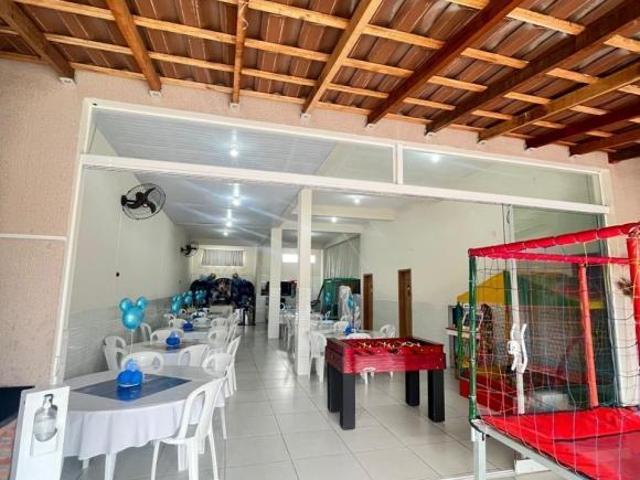 Sobrado para venda em Sítio Cercado de 310.00m² com 2 Quartos e 1 Suite