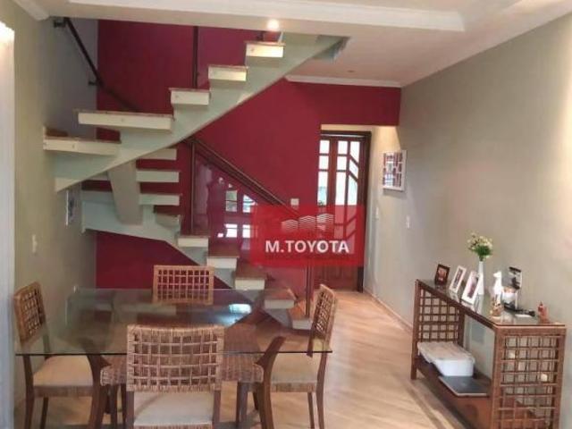 Sobrado para venda em Parque Renato Maia de 225.00m² com 3 Quartos, 1 Suite e 3 Garagens