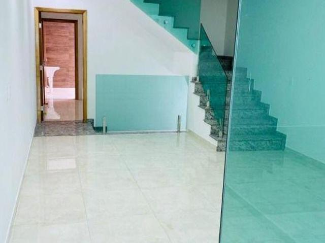 Sobrado para venda em Penha De França de 200.00m² com 3 Quartos, 3 Suites e 5 Garagens