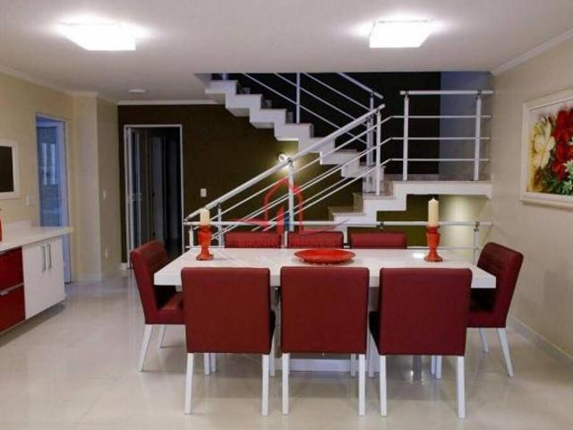 Sobrado para venda em Vila Viotto de 400.00m² com 4 Quartos, 2 Suites e 6 Garagens