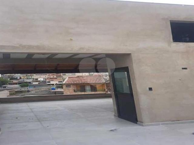 Sobrado para venda em Vila Alto De Santo André de 73.50m² com 3 Quartos, 1 Suite e 2 Garagens