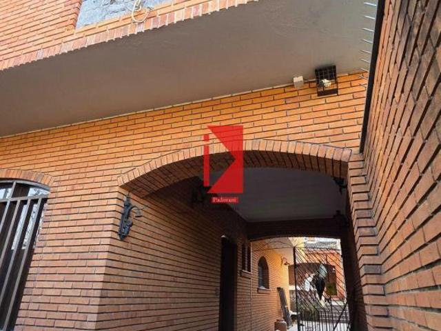 Sobrado para venda em Vila Assis de 340.00m² com 4 Quartos, 1 Suite e 4 Garagens