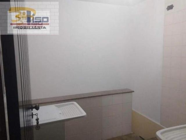 Sobrado para venda em Vila Costa Melo de 244.00m² com 3 Quartos, 1 Suite e 6 Garagens