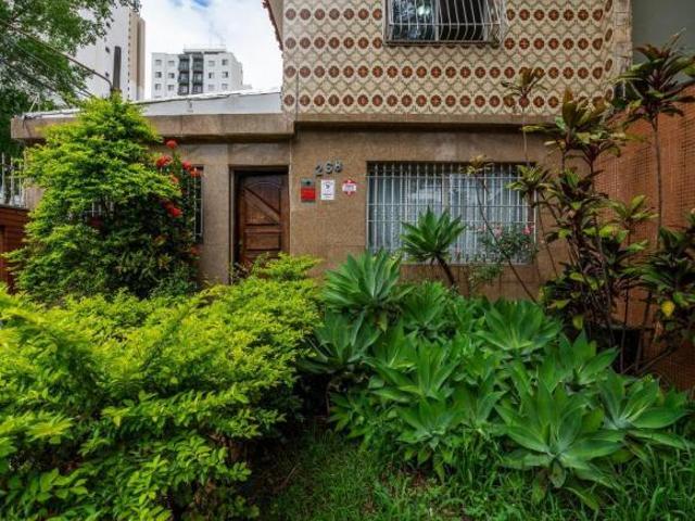 Sobrado para venda em Vila Firmiano Pinto com 3 quartos, sendo 1 suíte, 240m²