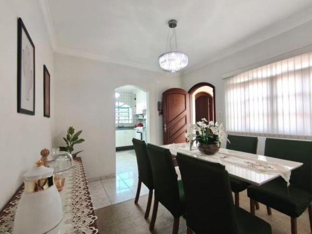 Sobrado para venda em Vila Granada de 279.00m² com 4 Quartos, 1 Suite e 6 Garagens