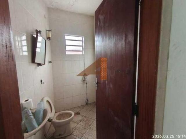 Sobrado para venda em Vila Guilhermina de 300.00m² com 2 Quartos e 1 Garagem