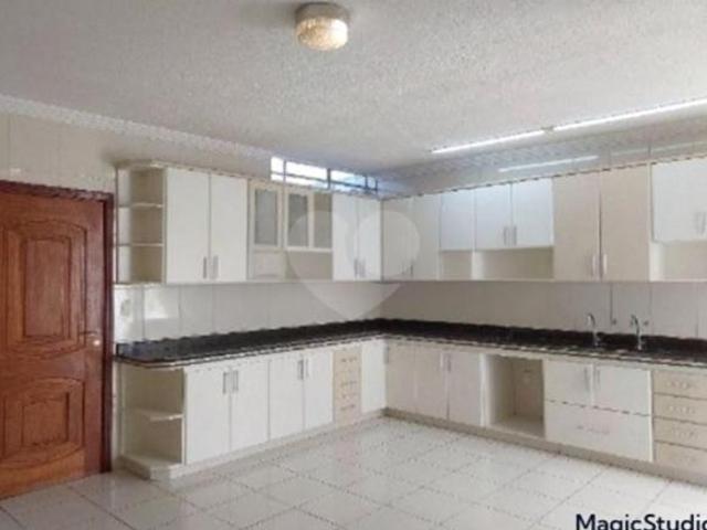 Sobrado para venda em Vila Liberdade de 208.00m² com 3 Quartos e 2 Garagens