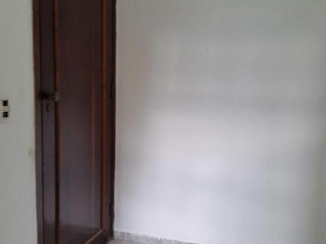 Sobrado para venda em Vila Marieta de 191.00m² com 4 Quartos, 2 Suites e 3 Garagens