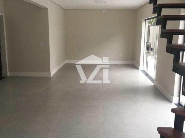 Sobrado para venda em Vila Oliveira de 450.00m² com 4 Quartos, 4 Suites e 2 Garagens