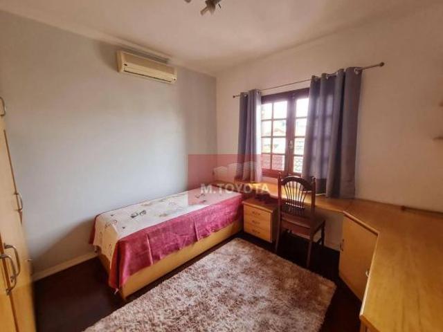 Sobrado para venda em Vila Rosália de 307.00m² com 5 Quartos, 1 Suite e 4 Garagens