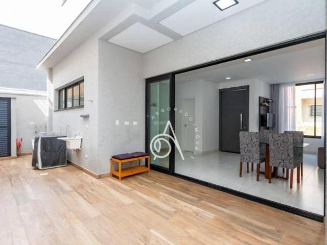 Sobrado para venda em Xaxim de 135.00m² com 3 Quartos, 1 Suite e 3 Garagens
