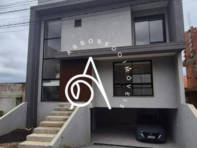Sobrado para venda em Xaxim de 189.00m² com 3 Quartos, 3 Suites e 2 Garagens