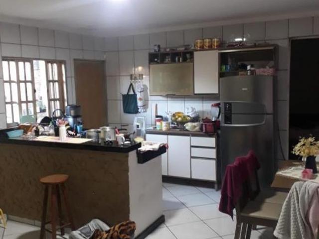 Sobrado para Venda por R$290.000,00 com 3 dormitórios, 2 vagas e 4 banheiros Itaim paulista, São p