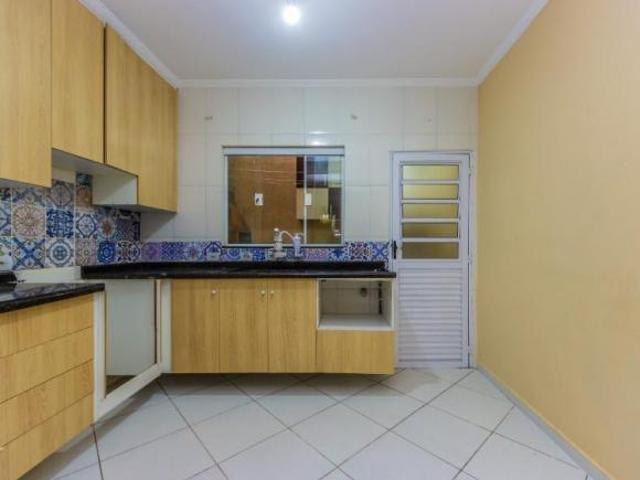 Sobrado para Venda por R$320.000,00 com 58m², 2 dormitórios, 2 suites e 1 vaga Parque boturussu, S