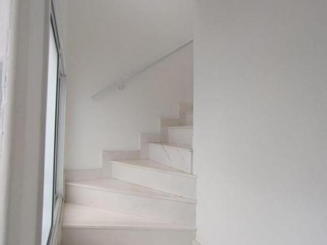 Sobrado para Venda por R$400.000,00 com 2 suites, 1 vaga e 1 lavabo Vila silva teles, São paulo /