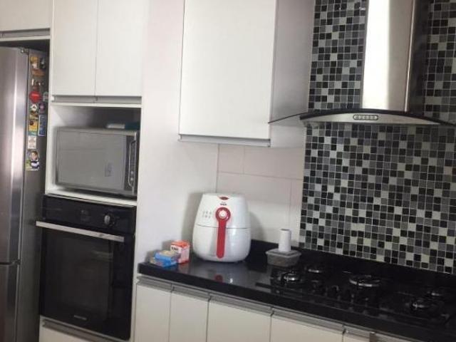 Sobrado para Venda por R$600.000,00 com 180m², 2 dormitórios, 2 vagas e 1 banheiro Jardim vila for