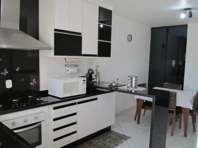Sobrado para Venda por R$630.000,00 com 200m², 3 dormitórios, 1 suite e 3 vagas Itaquera, São paul