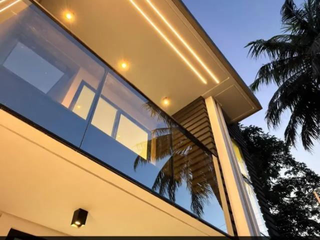 Casas 147 m2 res das pitangas prox estrada do fio e ce 010