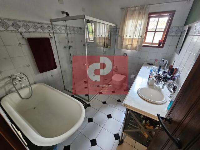 Sobrado de Esquina em Moema – Área Gourmet, Garagem, Closet e Próximo ao Metrô Eucaliptos