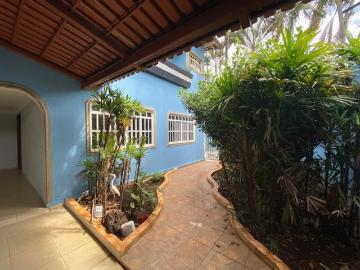Sobrado para Venda tem 300 metros quadrados com 4 quartos no setor Urias Magalhães