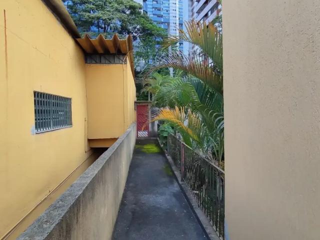 Sobrado para venda terreno de 330 m2 de esquina em Vila Sonia SP