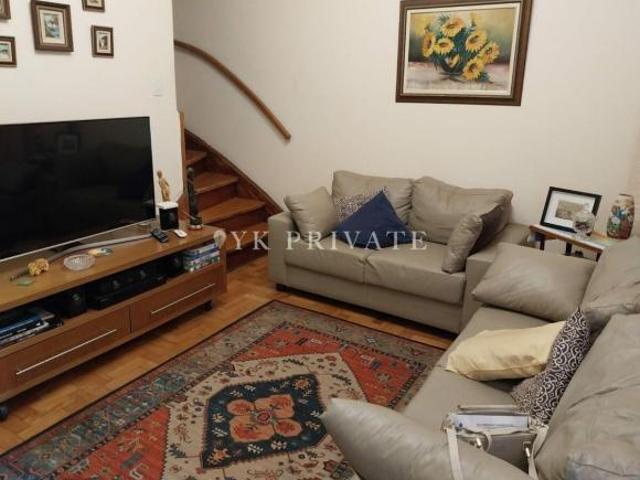 Sobrado/ Perdizes/ 120 m²/ 2 dormitorios / teraaço/ 2 vagas /