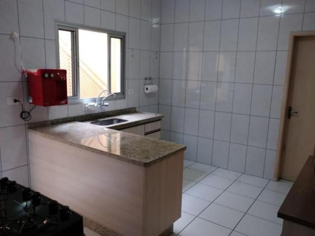 Sobrado perto da Estação Vila Tolstoi São Paulo SP com 2 casas