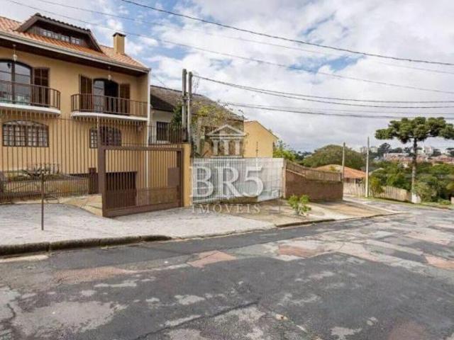 Sobrado Quadripléx para venda com 212m/2, 4 vagas