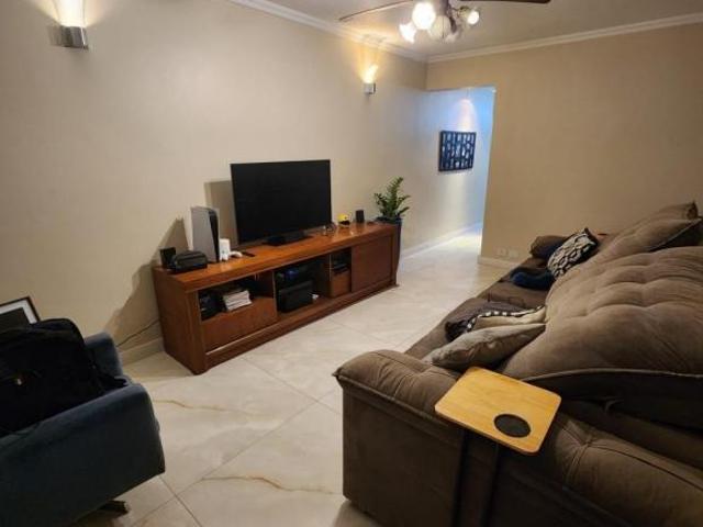 Sobrado Reformado &apos a Venda no Jardim Ernestina, próximo Av. Nossa Sra. Sabará