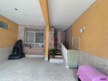 Sobrado reformado com 2 dormitórios e 2 vagas no Brooklin !