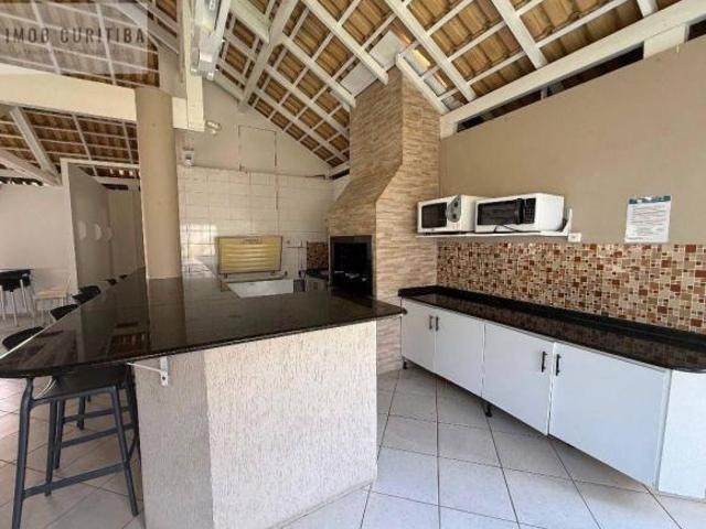 Sobrado reformado, com móveis fixos, ar condicionado. Estuda apartamento menor valor, em condomíni