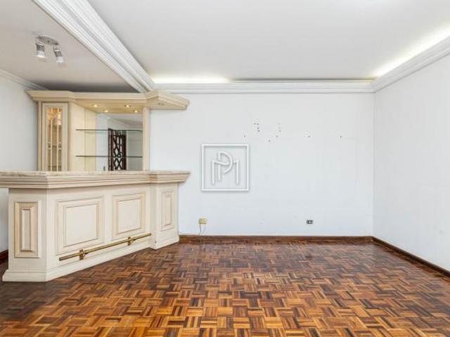 SOBRADO RESIDENCIAL OU COMERCIAL NO ÁGUA VERDE