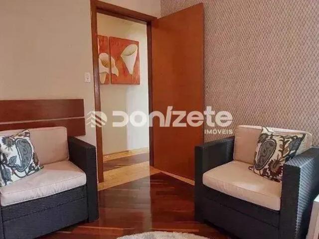 Sobrado Residencial com 3 Dormitórios 1 Suíte e 4 Vagas em Vila Gilda, Santo André