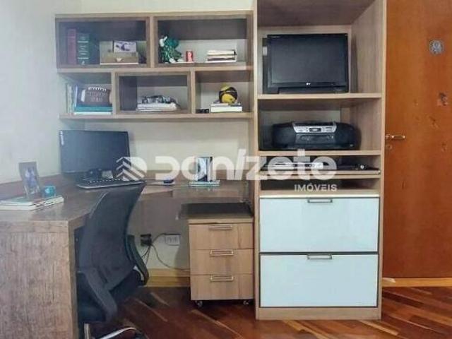 Sobrado Residencial com 3 Dormitórios 1 Suíte e 4 Vagas em Vila Gilda, Santo André
