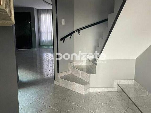 Sobrado Residencial com 3 Dormitórios 1 Suíte e 4 Vagas – Jardim Rina, Santo André | Financiamento