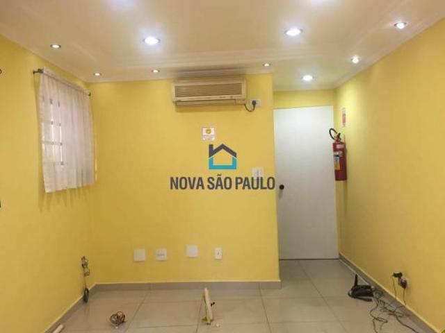 Sobrado residencial e comercial ao lado do Metrô São Judas