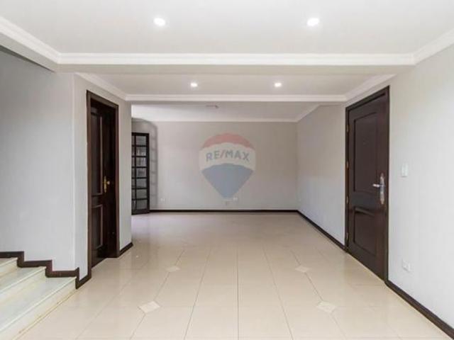 Sobrado Residencial e Comercial, com 3 quartos, 2 vagas, 2 salas comerciais, 190m², Cidade Jardim –