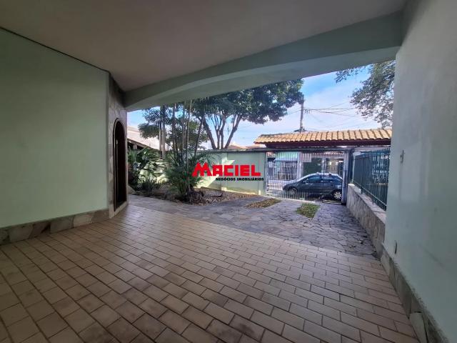SOBRADO RESIDENCIAL E COMERCIAL DE 420M2 DE TERRENO COM 04 QUARTOS NO BAIRRO VILA EMA SÃO JOSÉ DOS CAMPOS