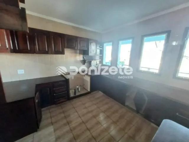 Sobrado residencial para aluguel em Parque Jaçatuba, Santo André – 3 quartos, 1 suíte, 6 vagas