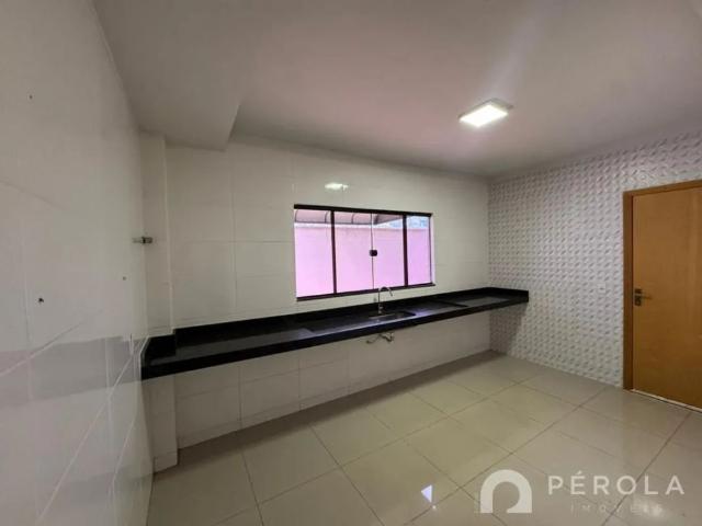 Sobrado Residencial Rua Suécia Qd. 11.