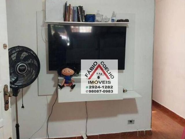 Sobrado super espaçoso com 4 dormitórios,2 suítes,bem localizado à venda, 200 m² por R$ 600.000 In