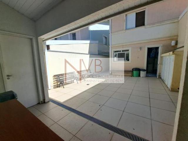 sobrado semi isolado com 03 Dormitórios em Paisagem Renoir R$ 850.000