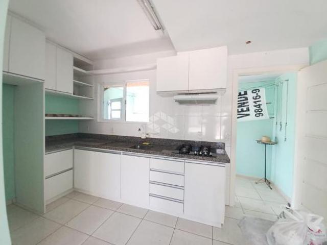 Sobrado semi mobiliado 2 dormitórios, 1 vaga 126,75m² área construida Cachoeirinha