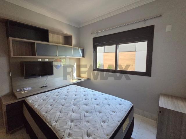 SOBRADO SEMIMOBILIADO NO CONDOMÍNIO TERRAS DE FLORENÇA | VILA DO GOLF | 5 SUÍTES | PISCINA | ENERGIA SOLAR | AUTOMAÇÃO